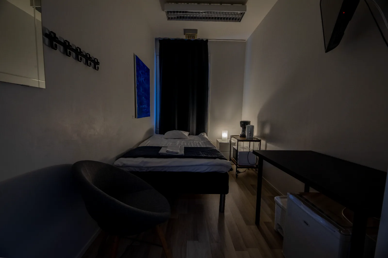 Basic-huone yhdelle, jaettu kylpyhuone – Hotelli Vanha Postitalo Varkaus, Varkaus · 5
